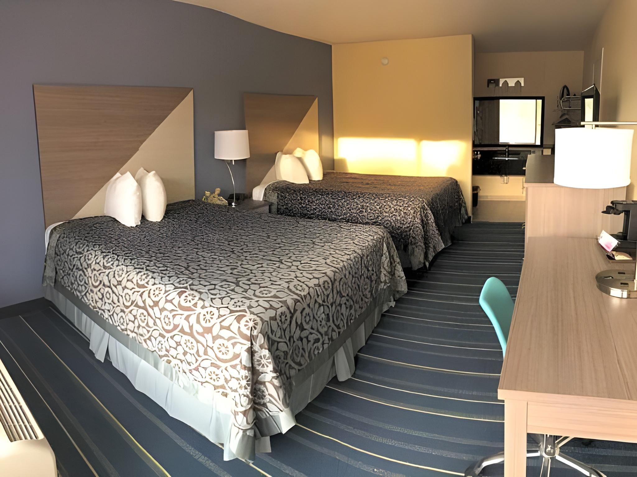 2 Double Beds, Non-Smoking