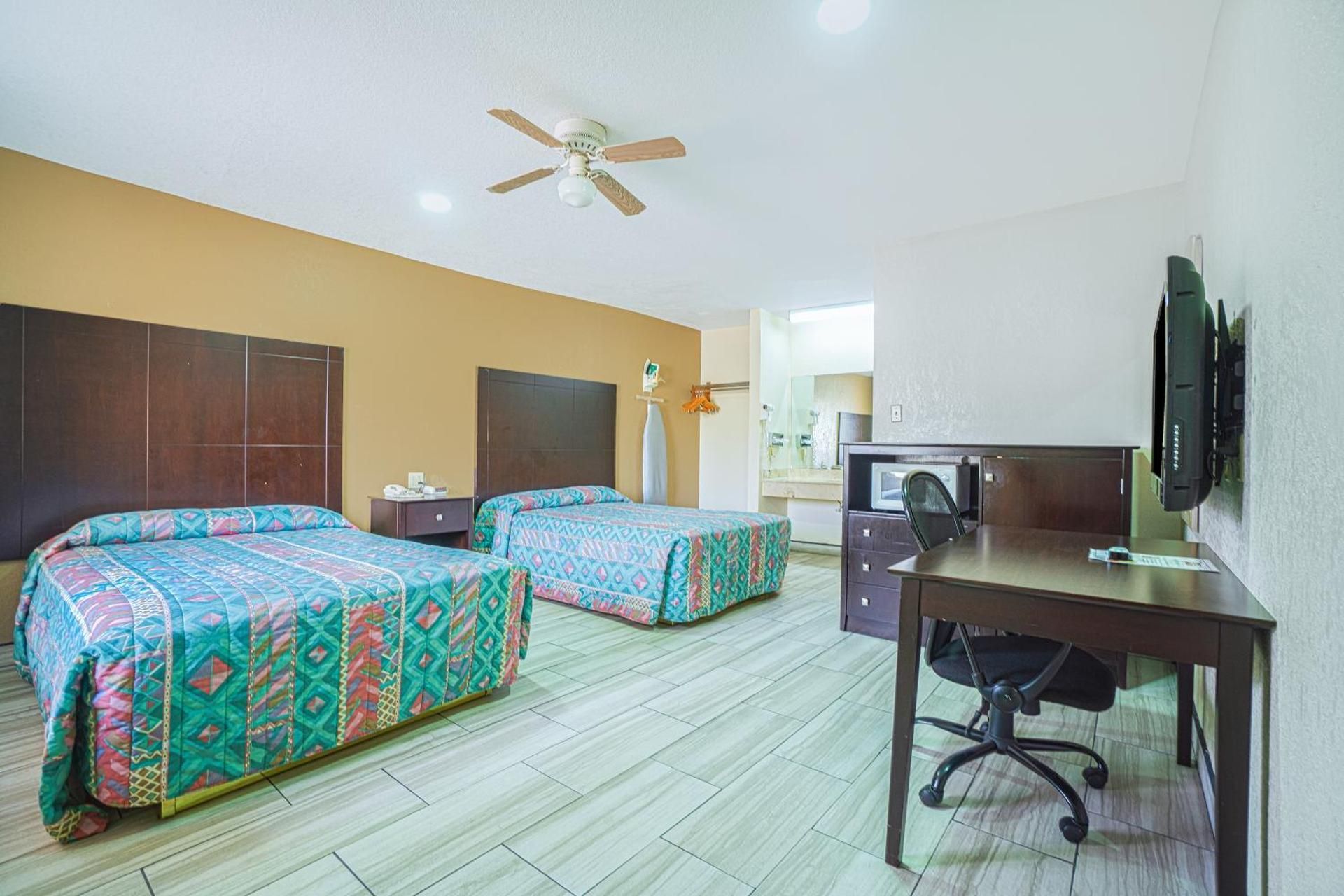 Double Room with Two Double Beds Smoking