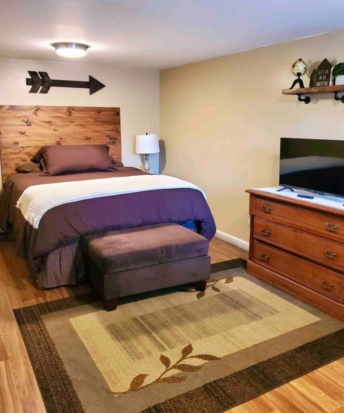 Queen Room
