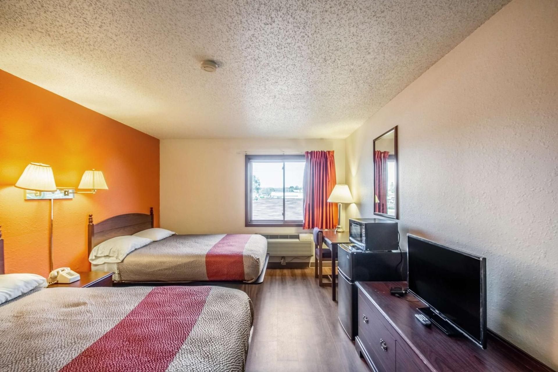 Quadruple Room - Non-Smoking