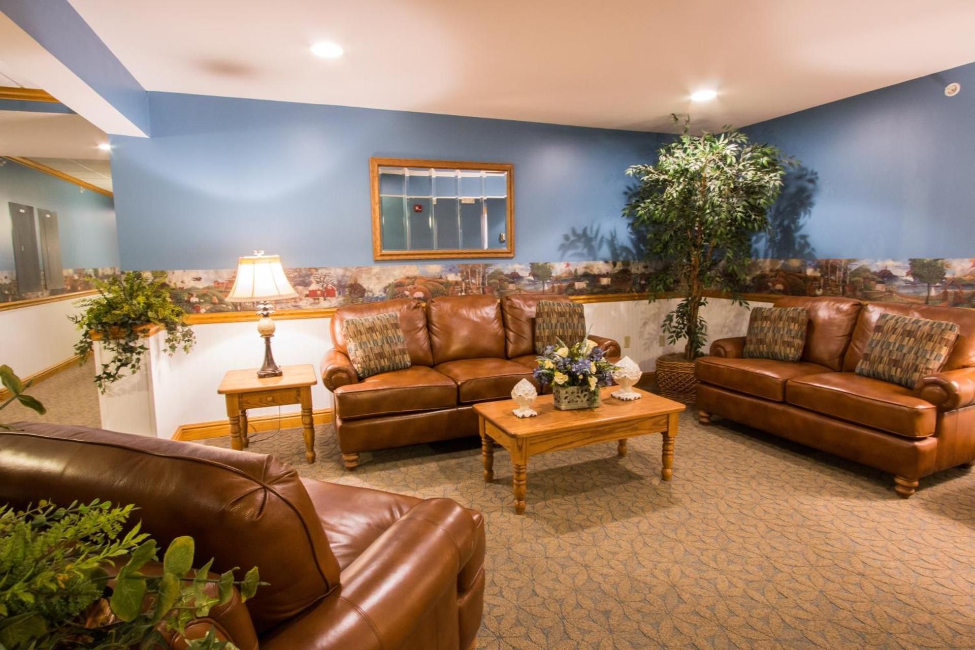 shared lounge/tv area