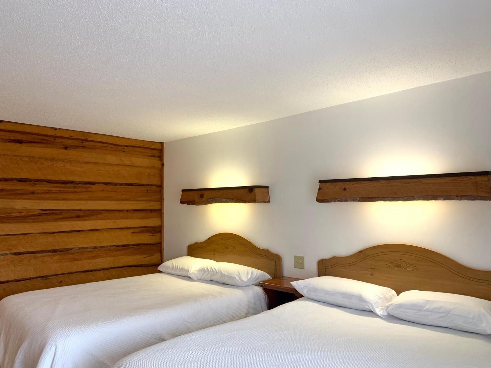Standard Queen Room with Two Queen Beds