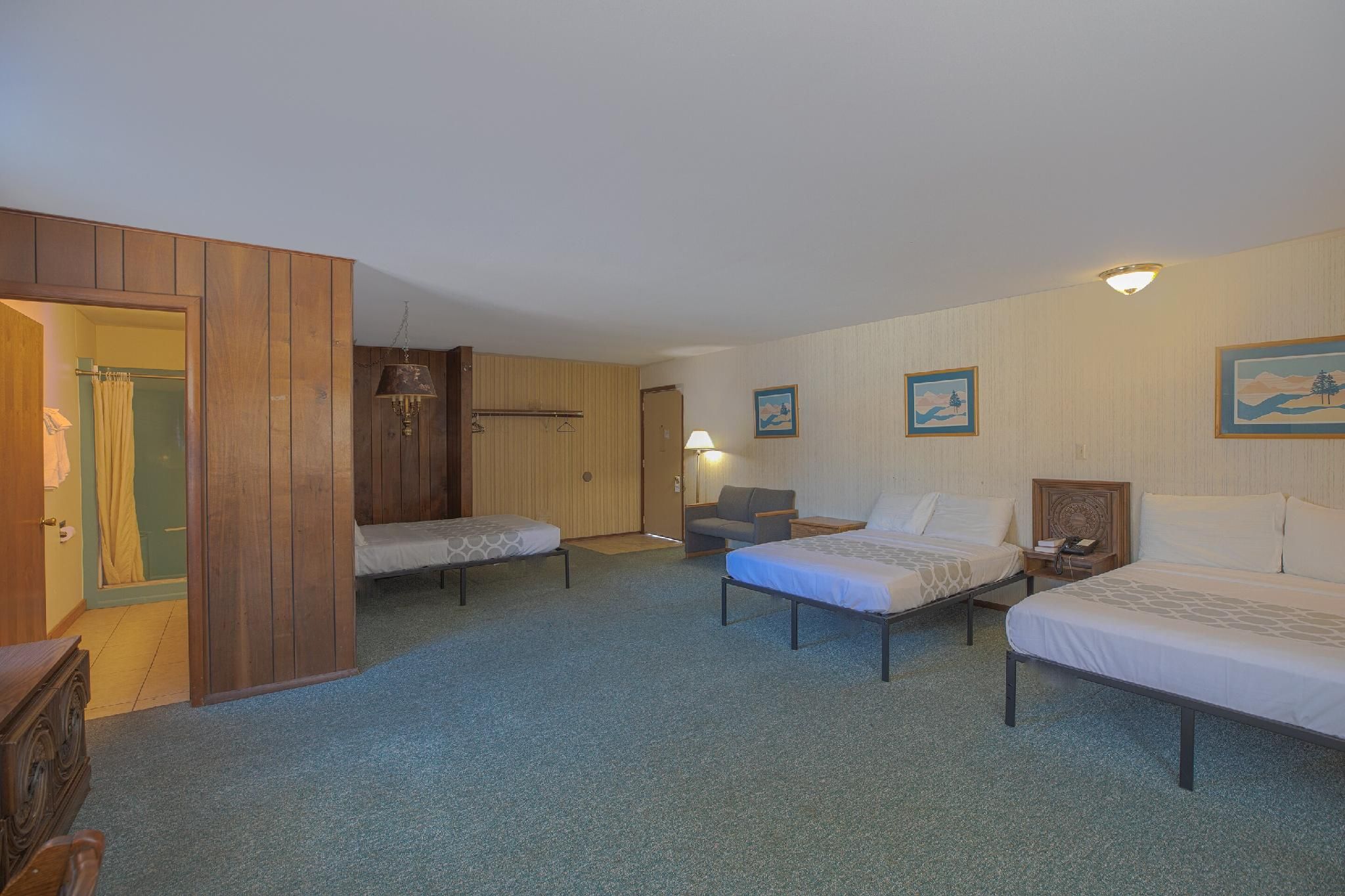 Premium 2 Full Bed with Kitchenette