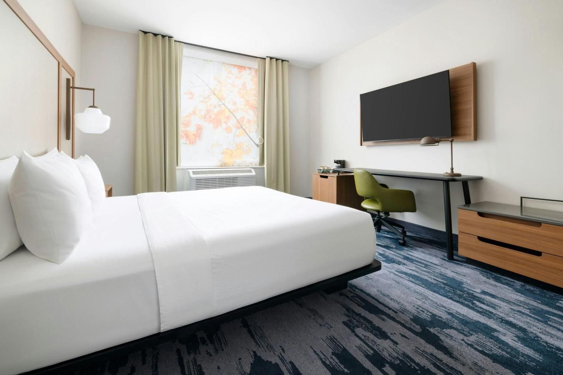Standard King Room