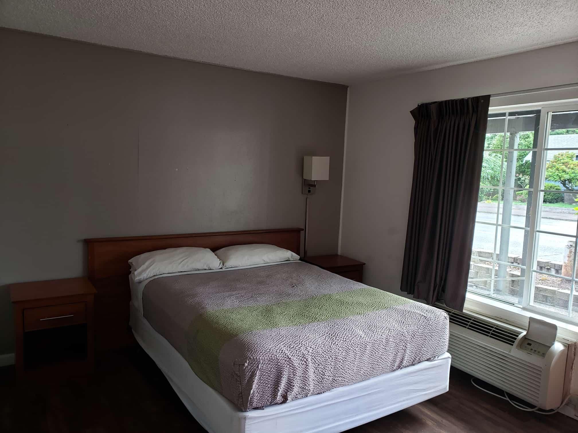 Hotel O Rama Inn & RV Park Queen Bed Smoking