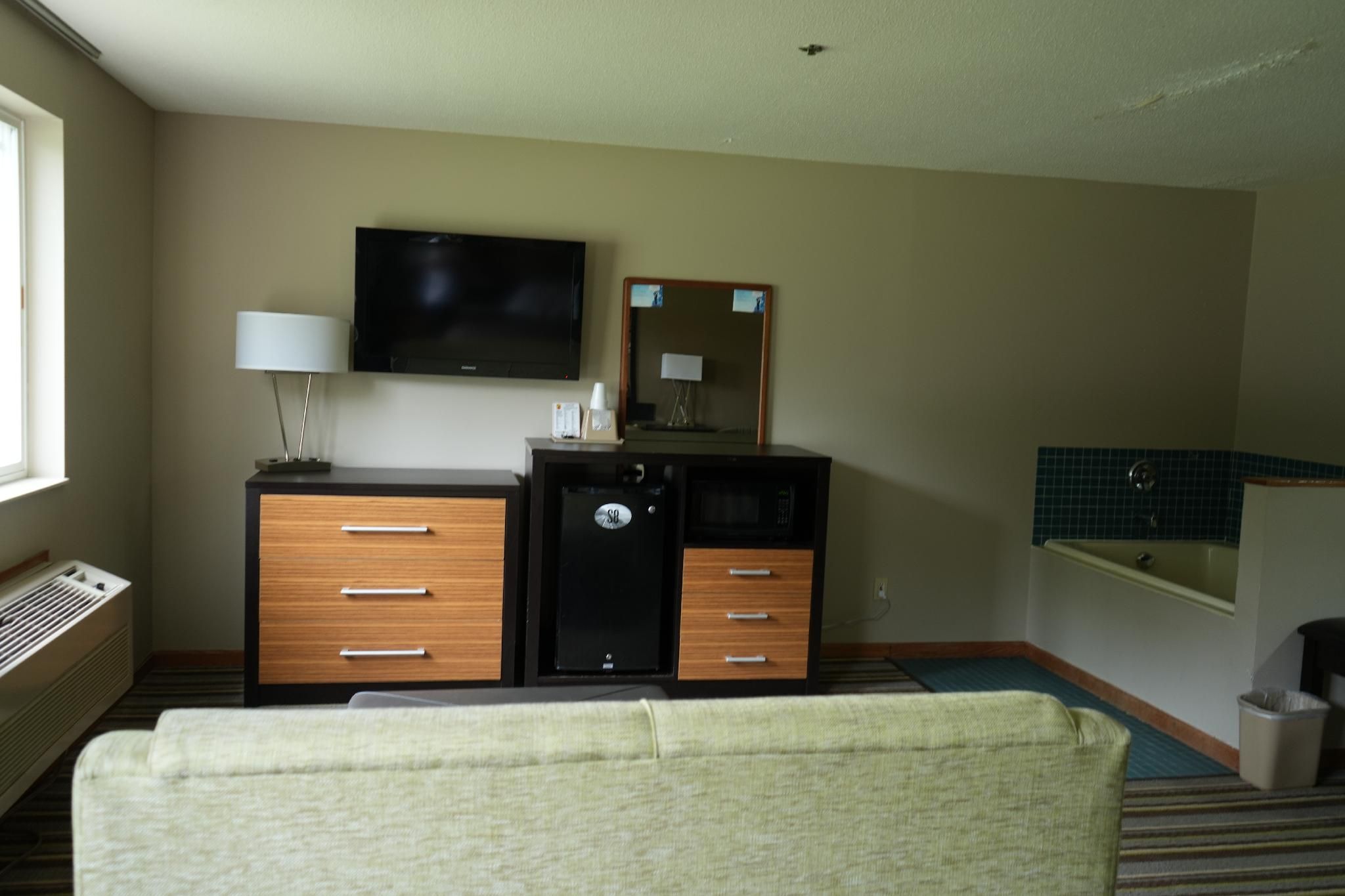 Jacuzzi 1 King Bed