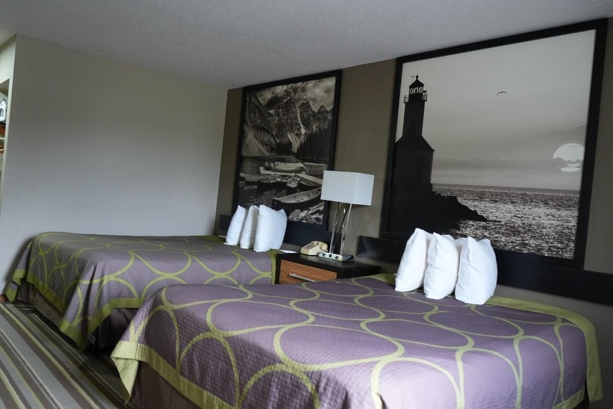 Handicap Rooms Two Queen Beds - No Pets