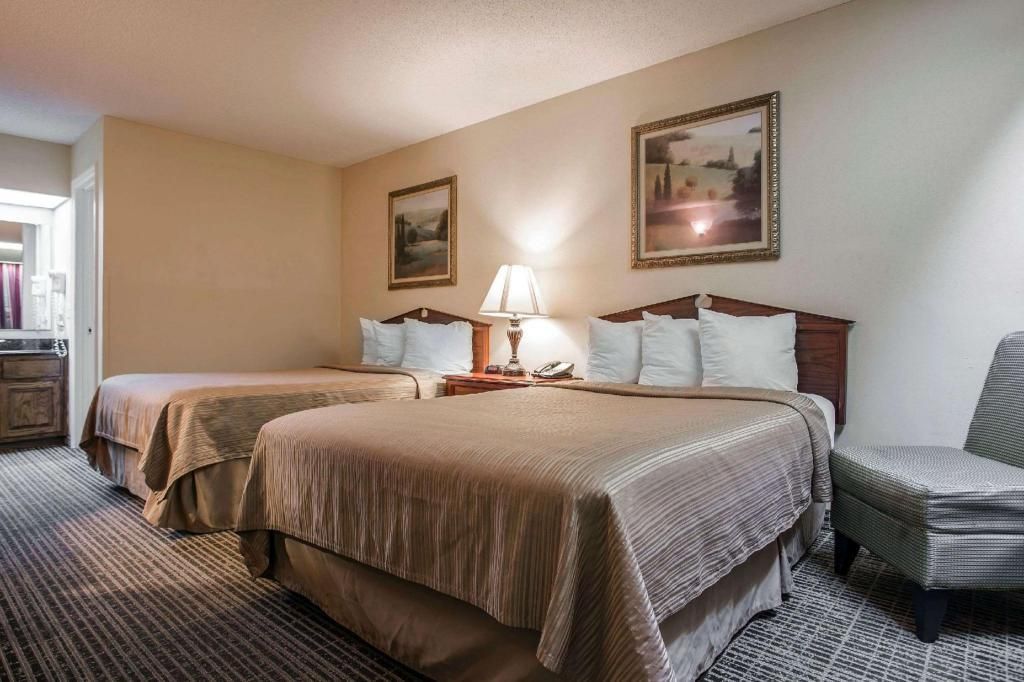 Double Room with Two Double Beds - Accessible/Non-Smoking