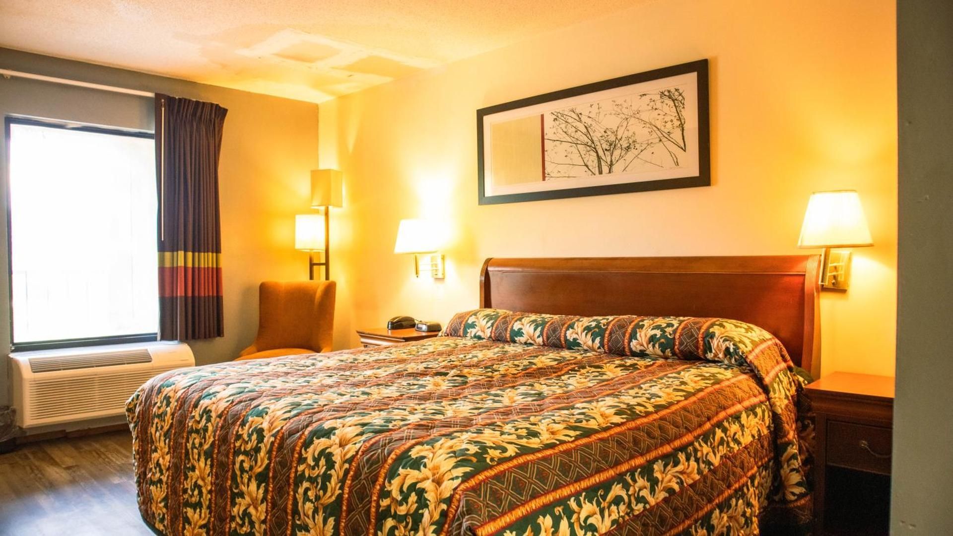 Deluxe King Room