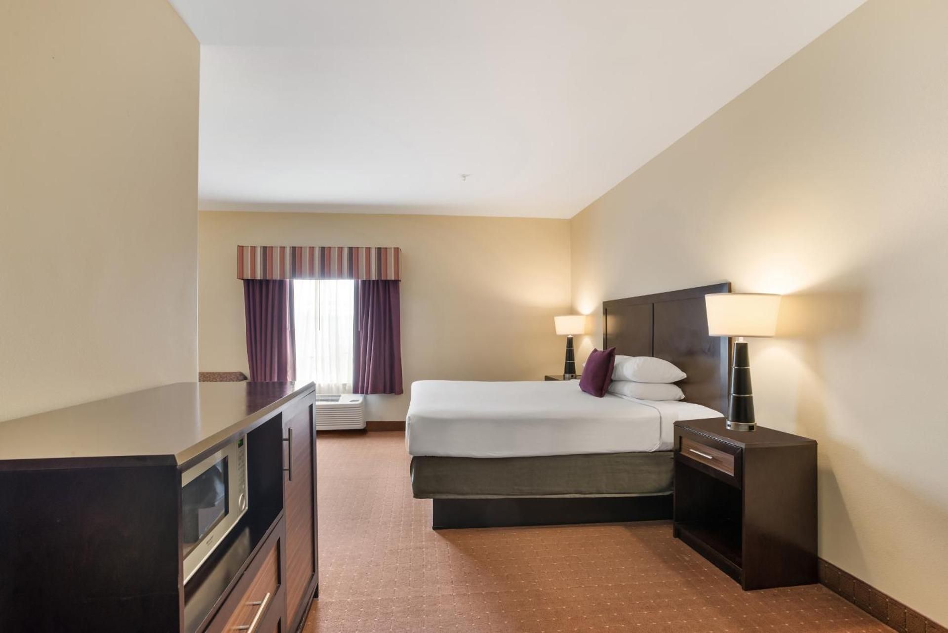 Standard king Room