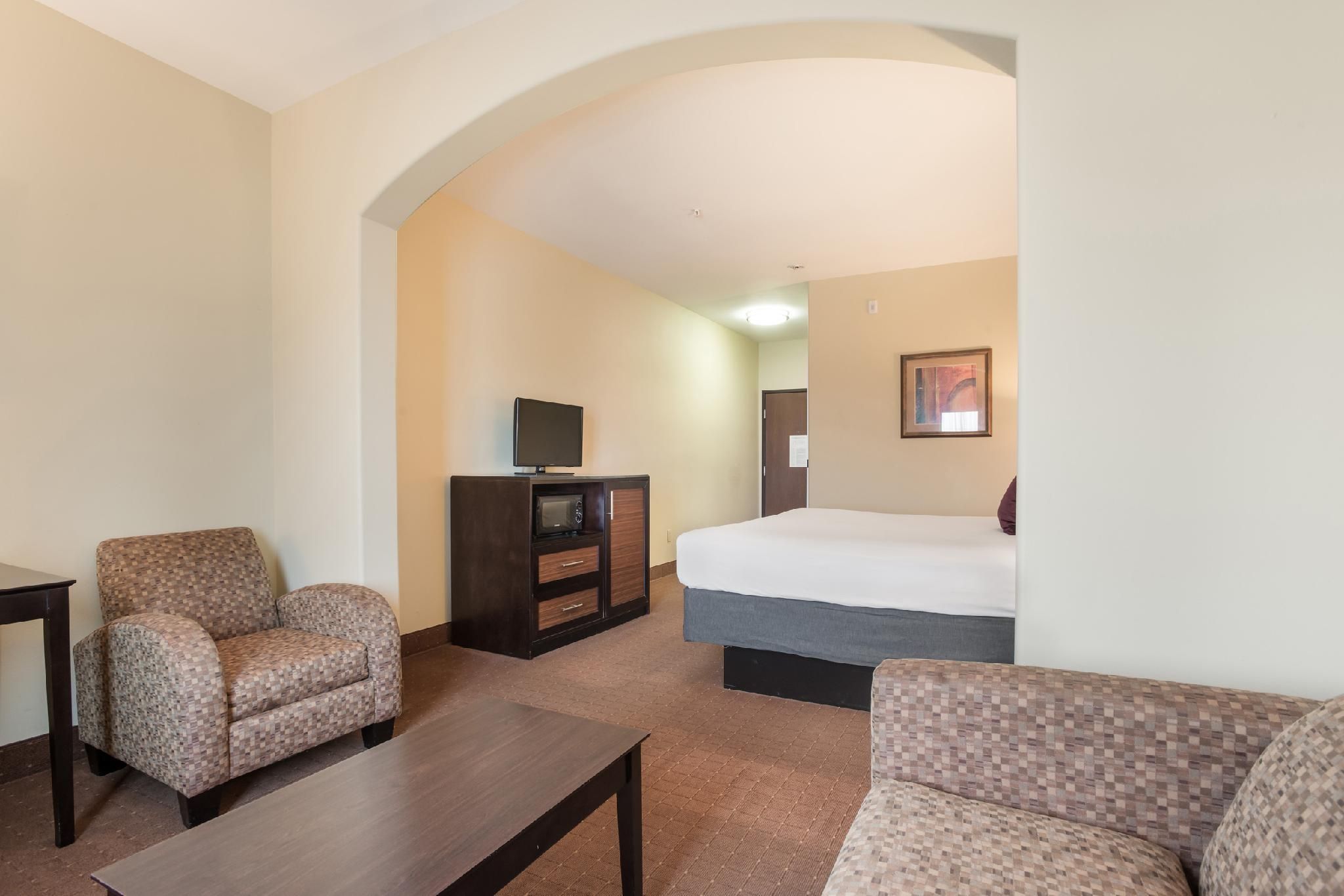 Knights Inn - Bunkie, LA Accessible King Bed 3