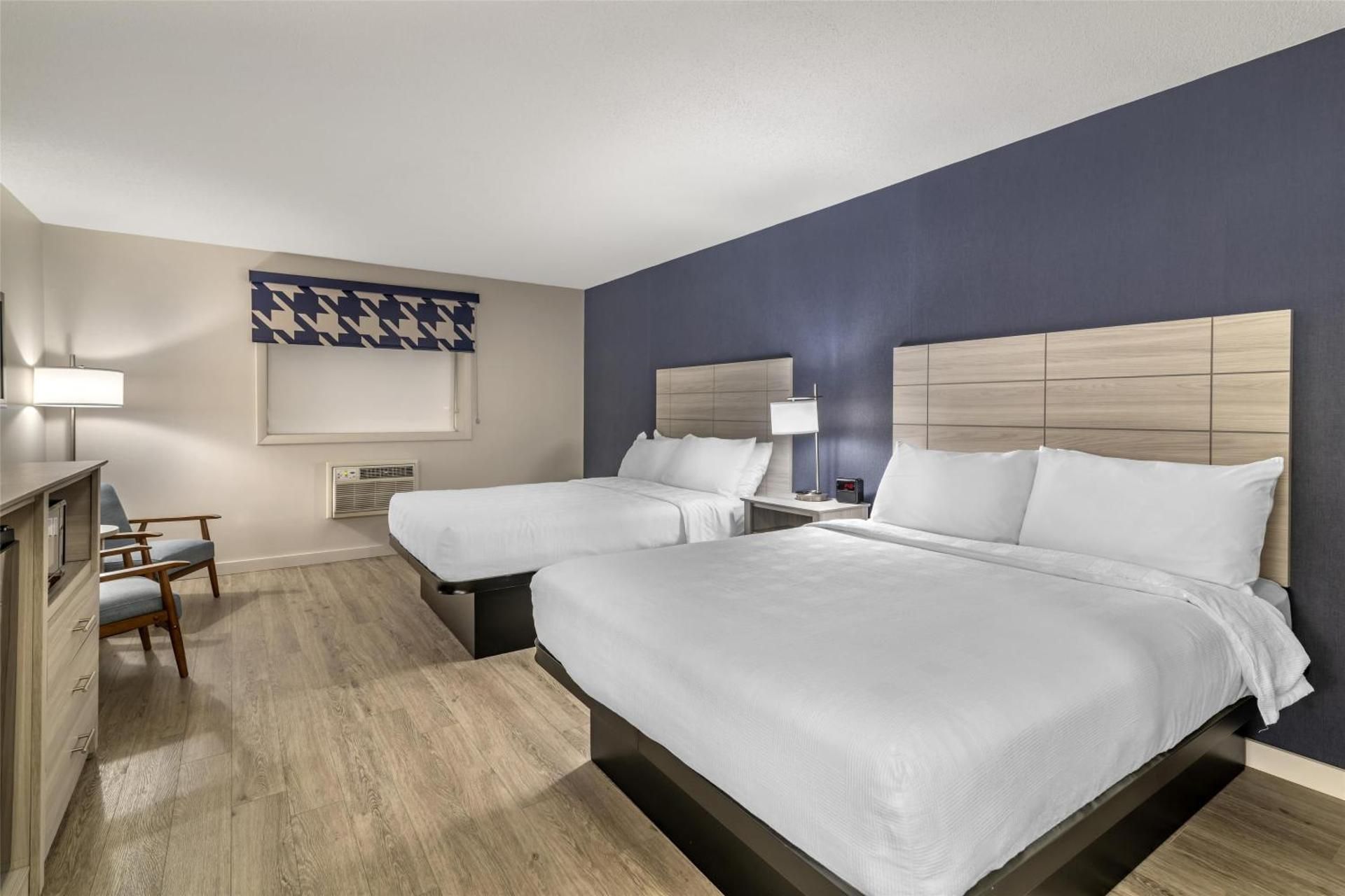 Queen Room with Two Queen Beds - Pet-Friendly/Non-Smoking