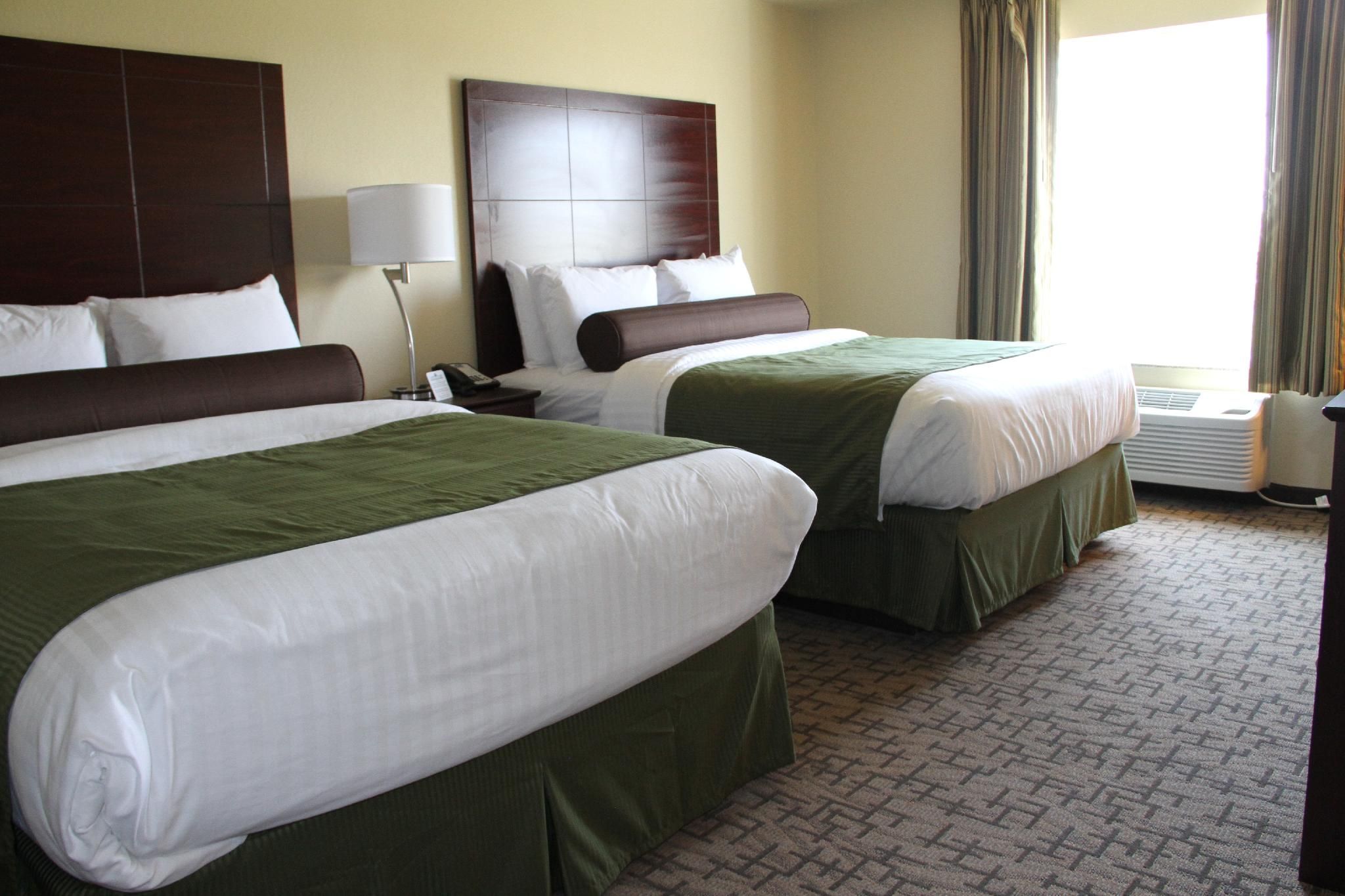 Cobblestone Hotel & Suites - Devils Lake Two Queen Studio Non-Smoking