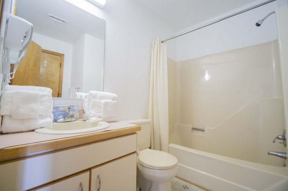1 Bedroom Suite