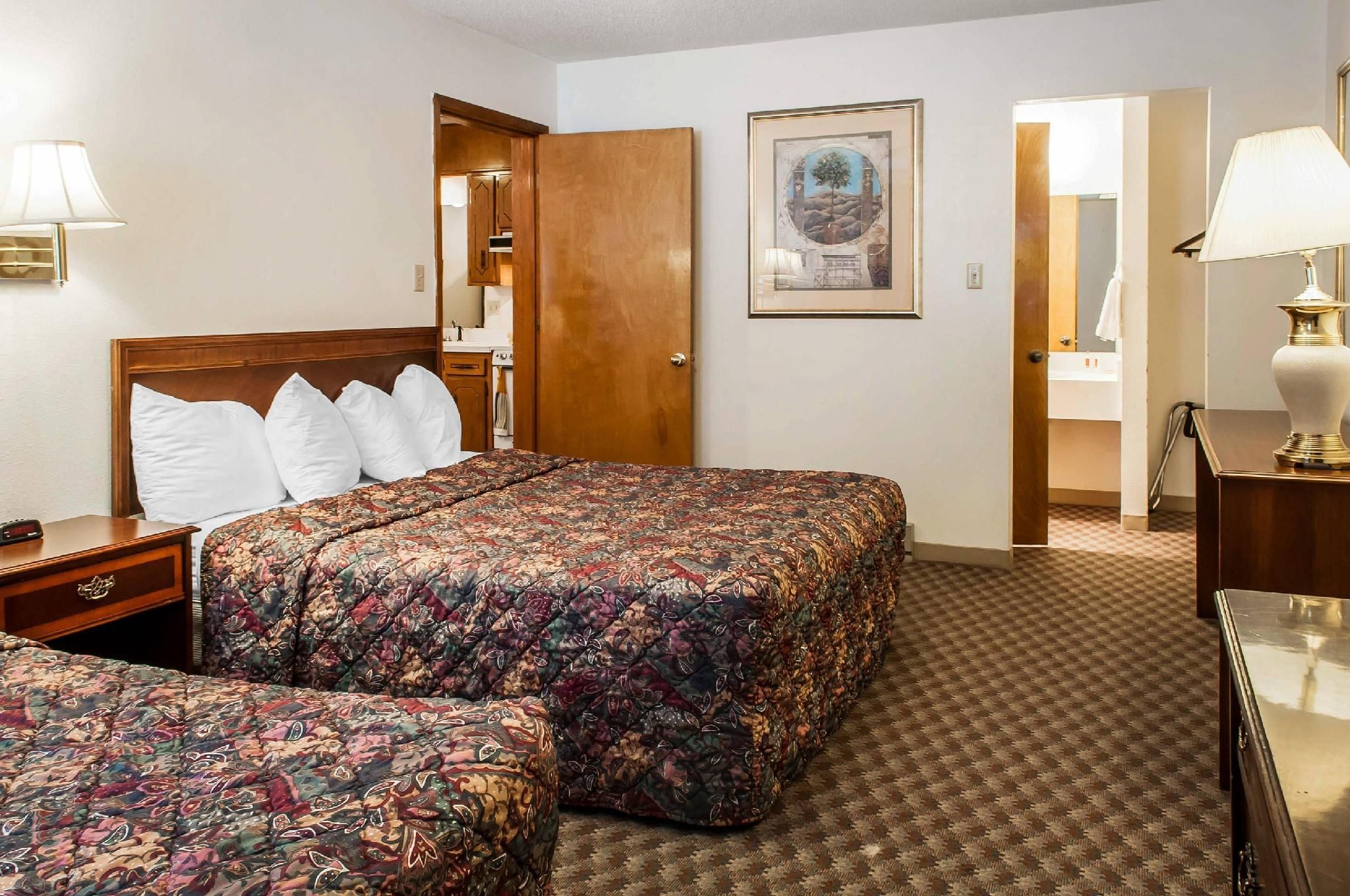 2 Double Beds, Suite, Nonsmoking