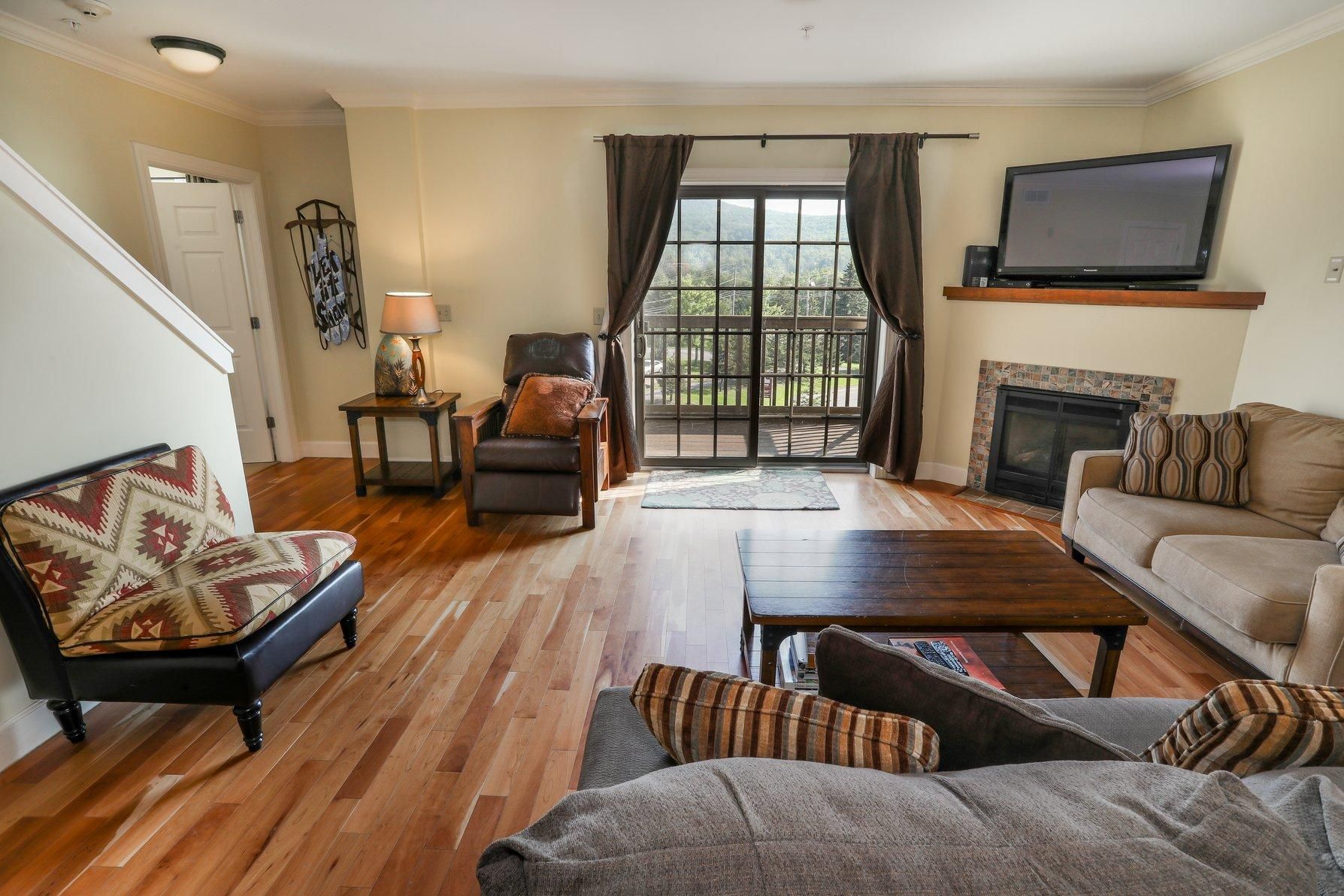 Pinnacle Condominiums | 3 Bedroom Condominium