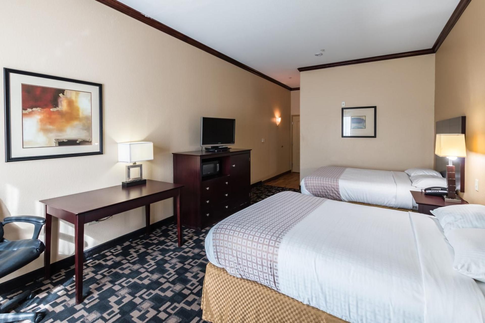 Deluxe Queen Room with Two Queen Beds - Non-Smoking