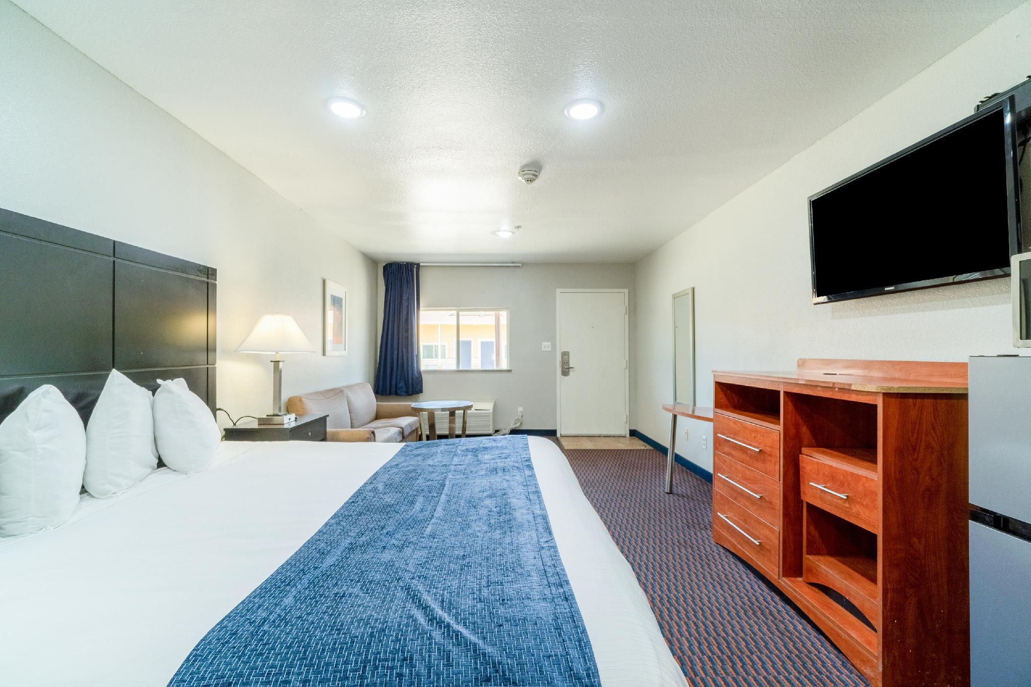 Atria Extended Stays By OYO, Jourdanton, TX King Bed With Kitchenette Non-Smoking