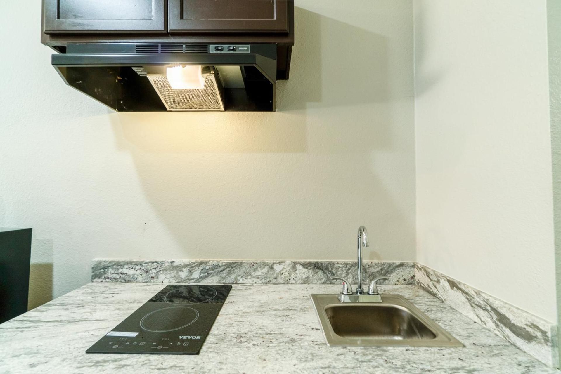 Atria Extended Stays By OYO, Jourdanton, TX 2 Queen Beds, Kitchenette with Sofa Sleeper, Non-Smoking 2