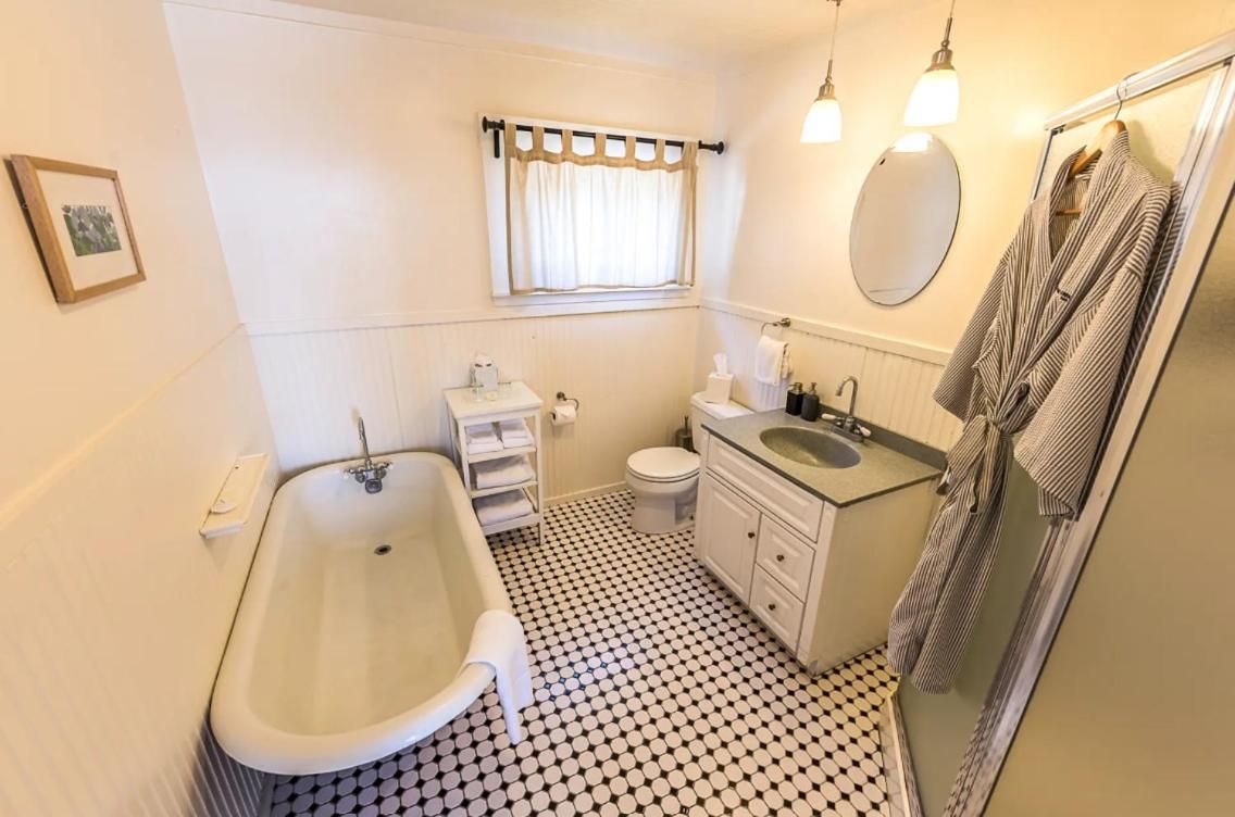 Deluxe Double Room with Balcony and Sea View