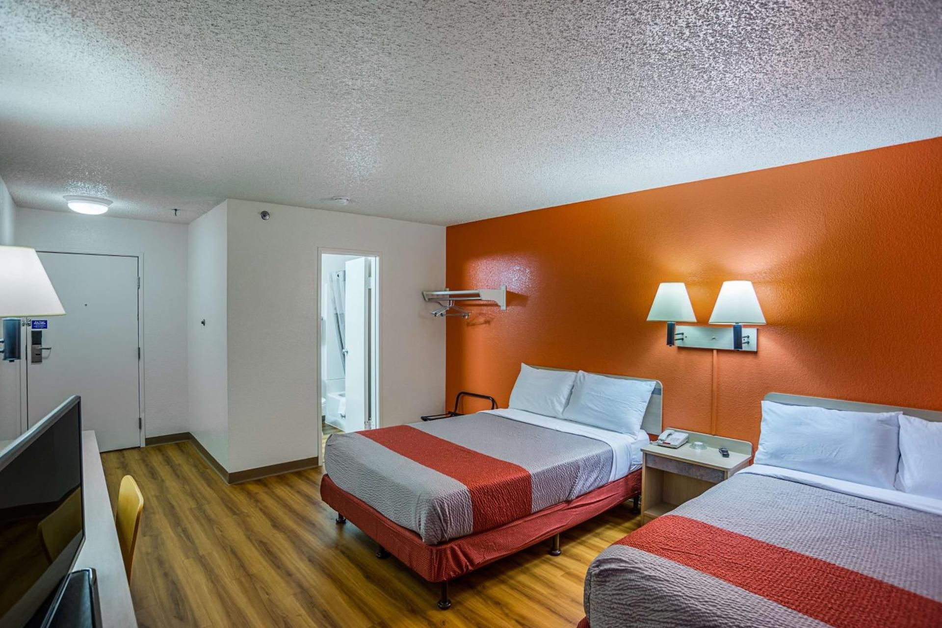 Quadruple Room - Disability Access - Roll in Shower