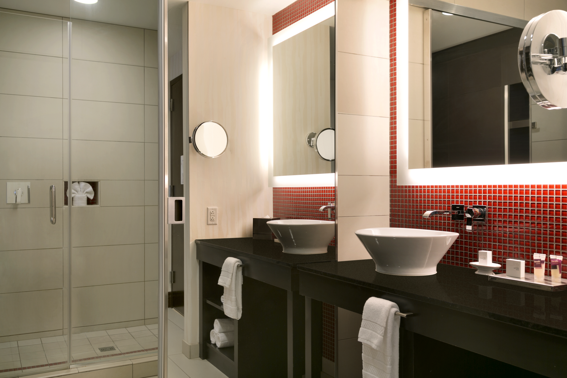 Cactus Tower Classic Room 2 Queens - Non-Smoking