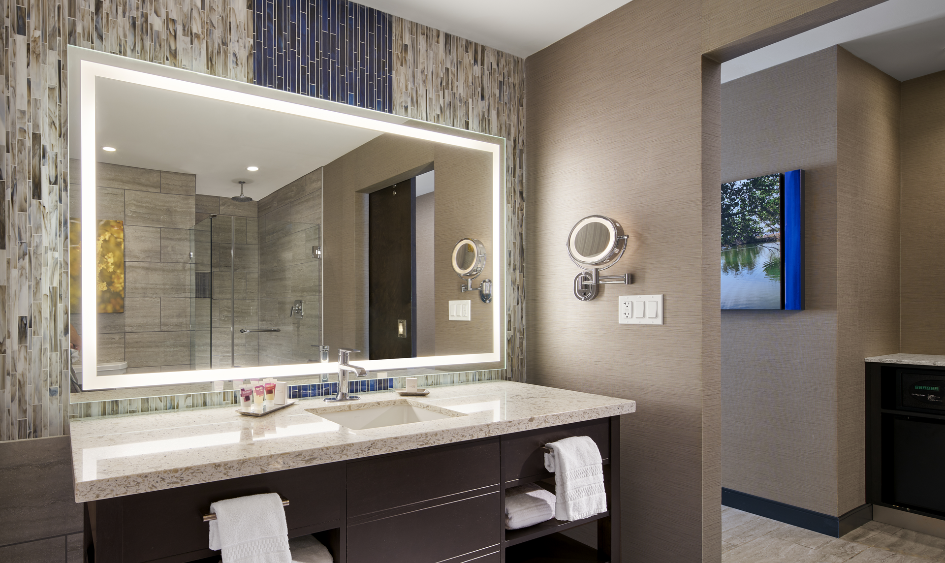 Ak-Chin High-Rise Deluxe Room 2 Queens - Non-Smoking