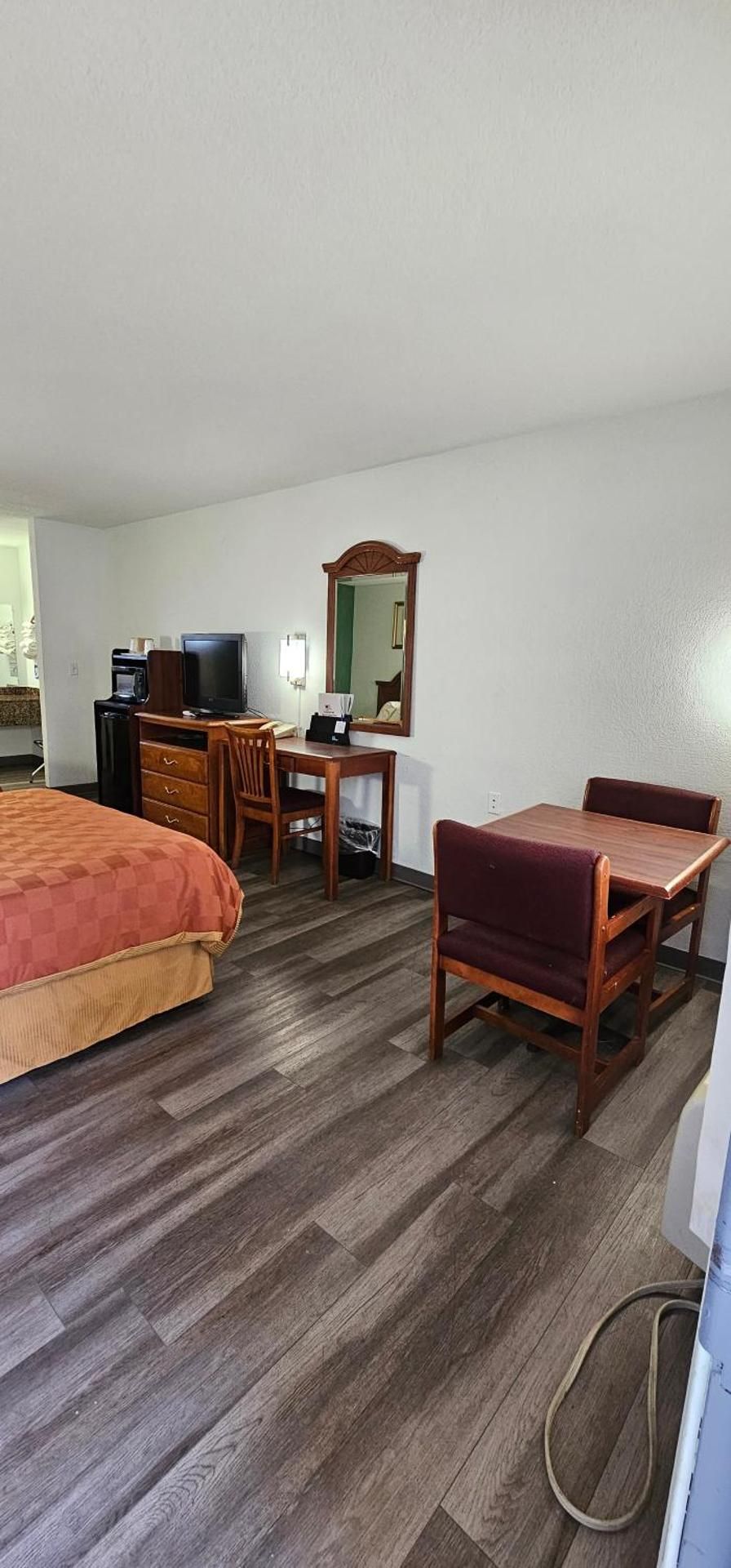 Queen Room