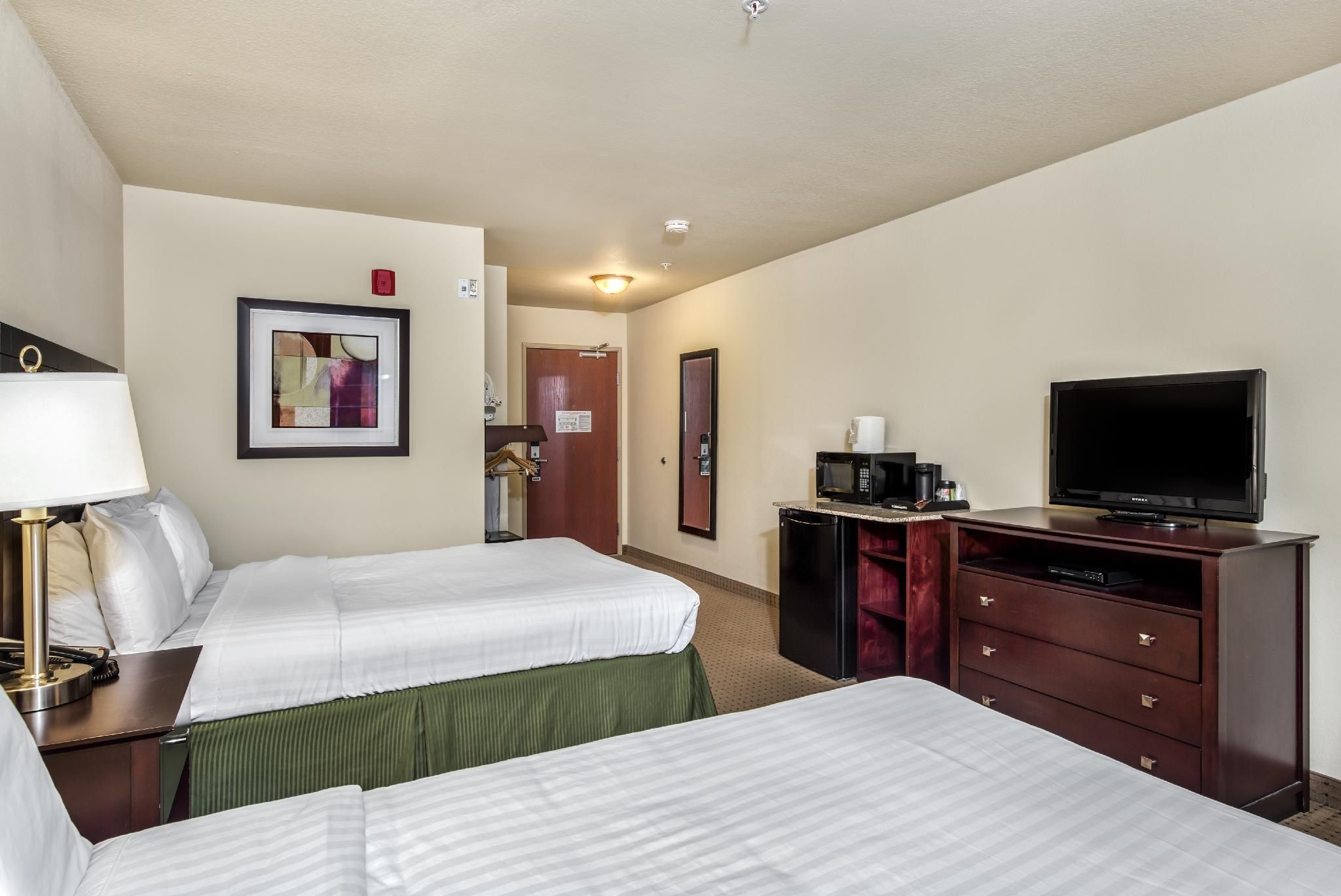 Accessible Two Queen Guestroom Non Smoking