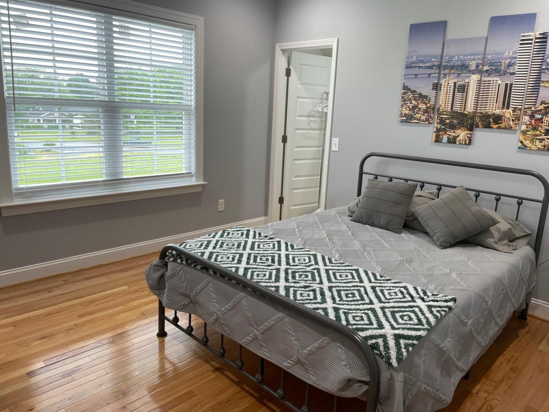 Queen Room with Shared Bathroom