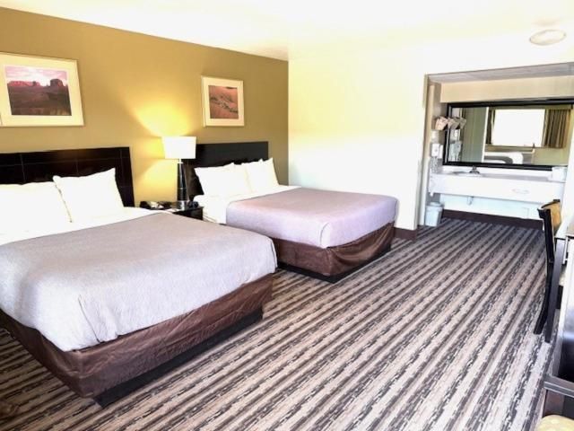 Queen Room