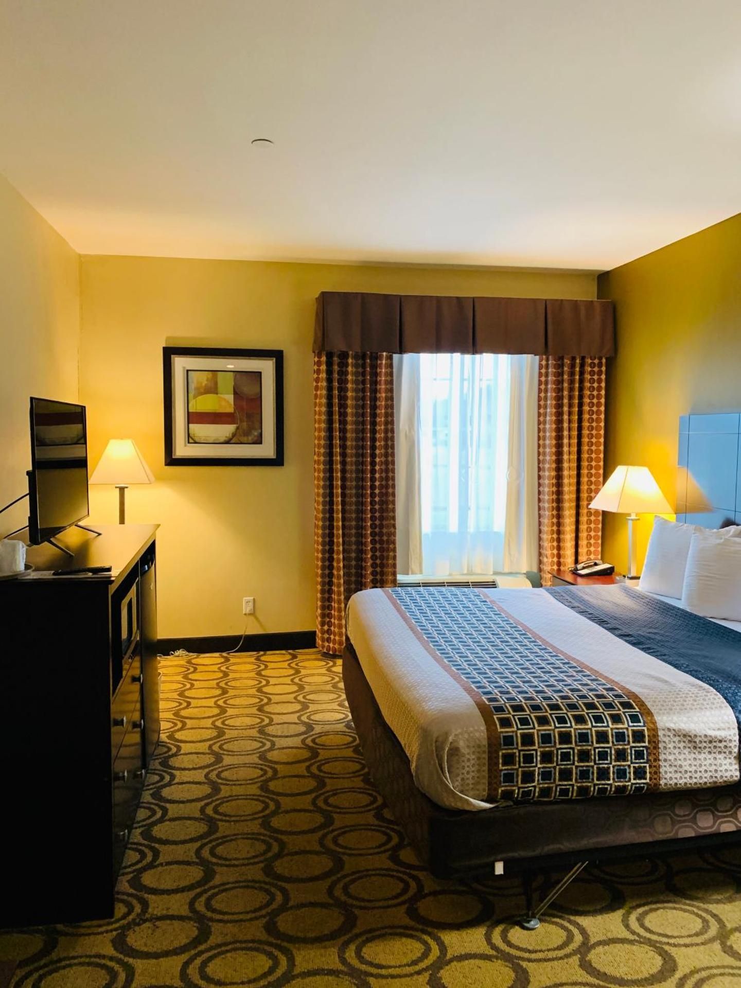 King Room - Non-Smoking