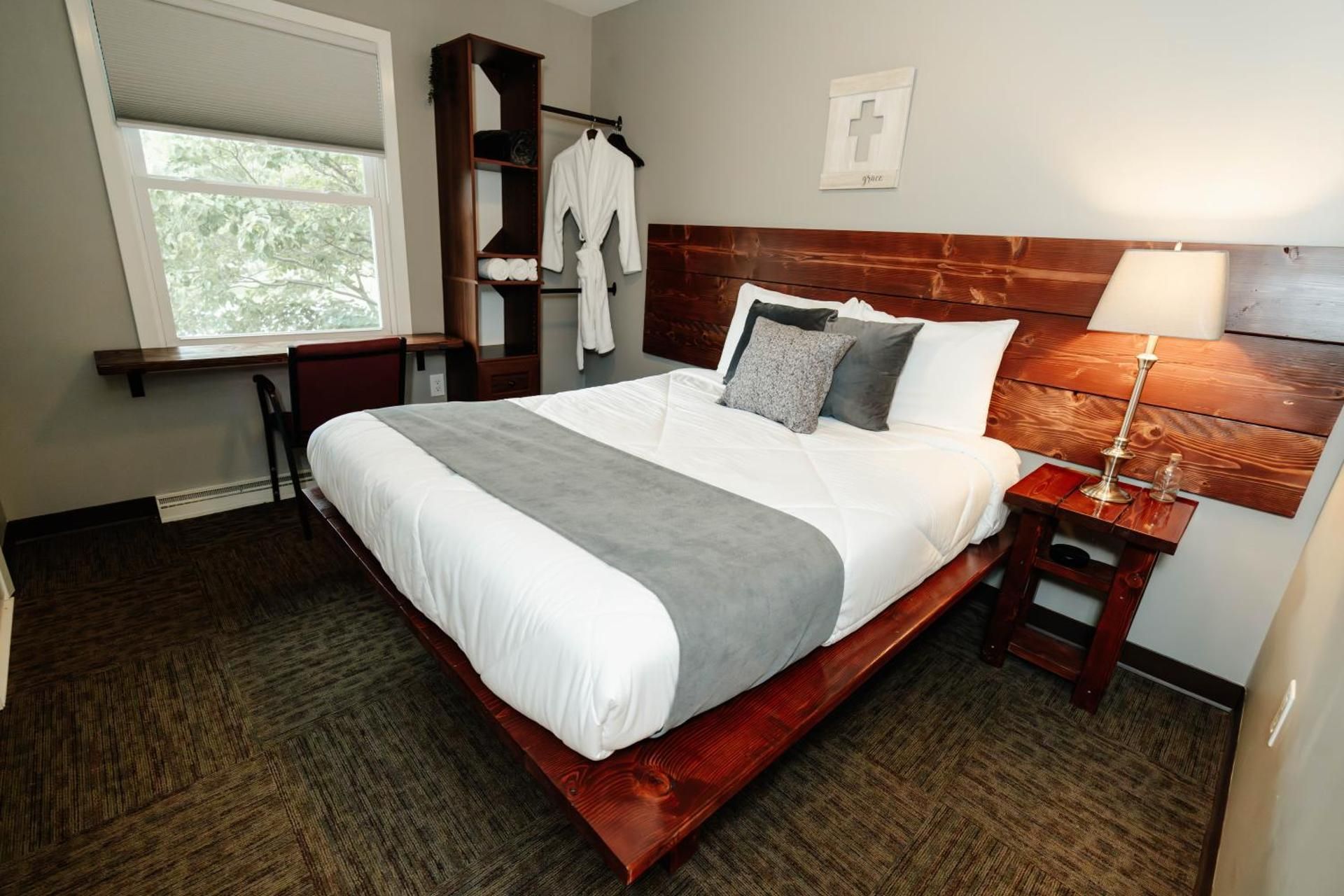 Queen Room