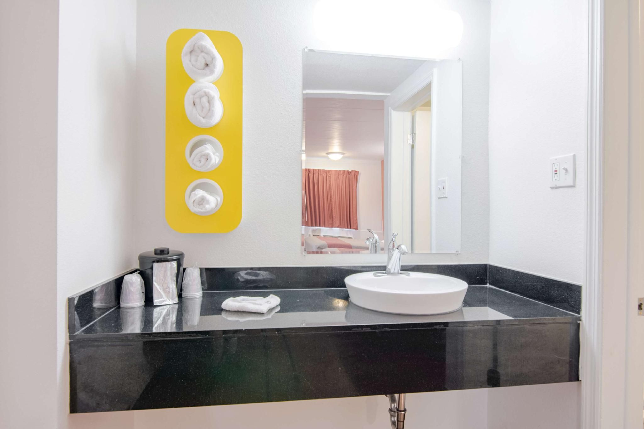 Motel 6 Glassboro, NJ - Rowan University KB | Mini Fridge, Smoking