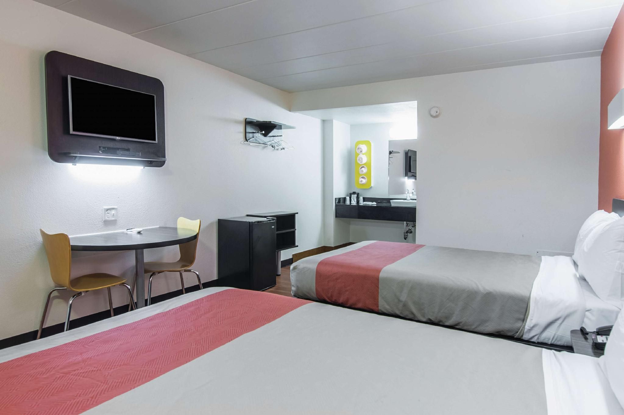 2DBs | Mini Fridge, Non-Smoking