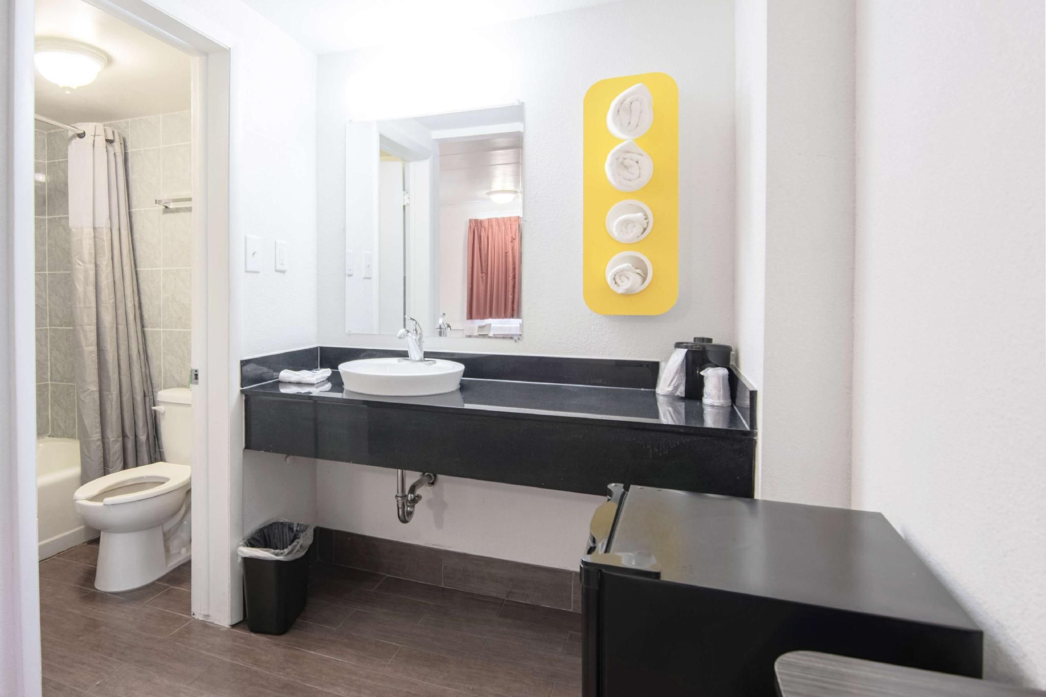 Motel 6 Glassboro, NJ - Rowan University KB | Mini Fridge, Smoking 2