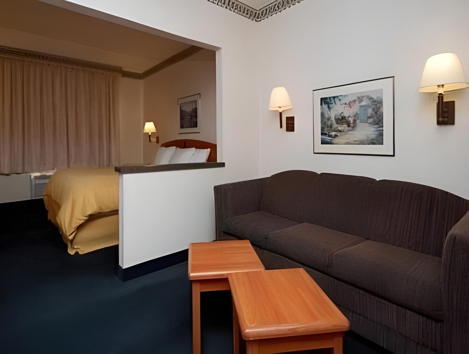 Queen Suite with Sofa Bed