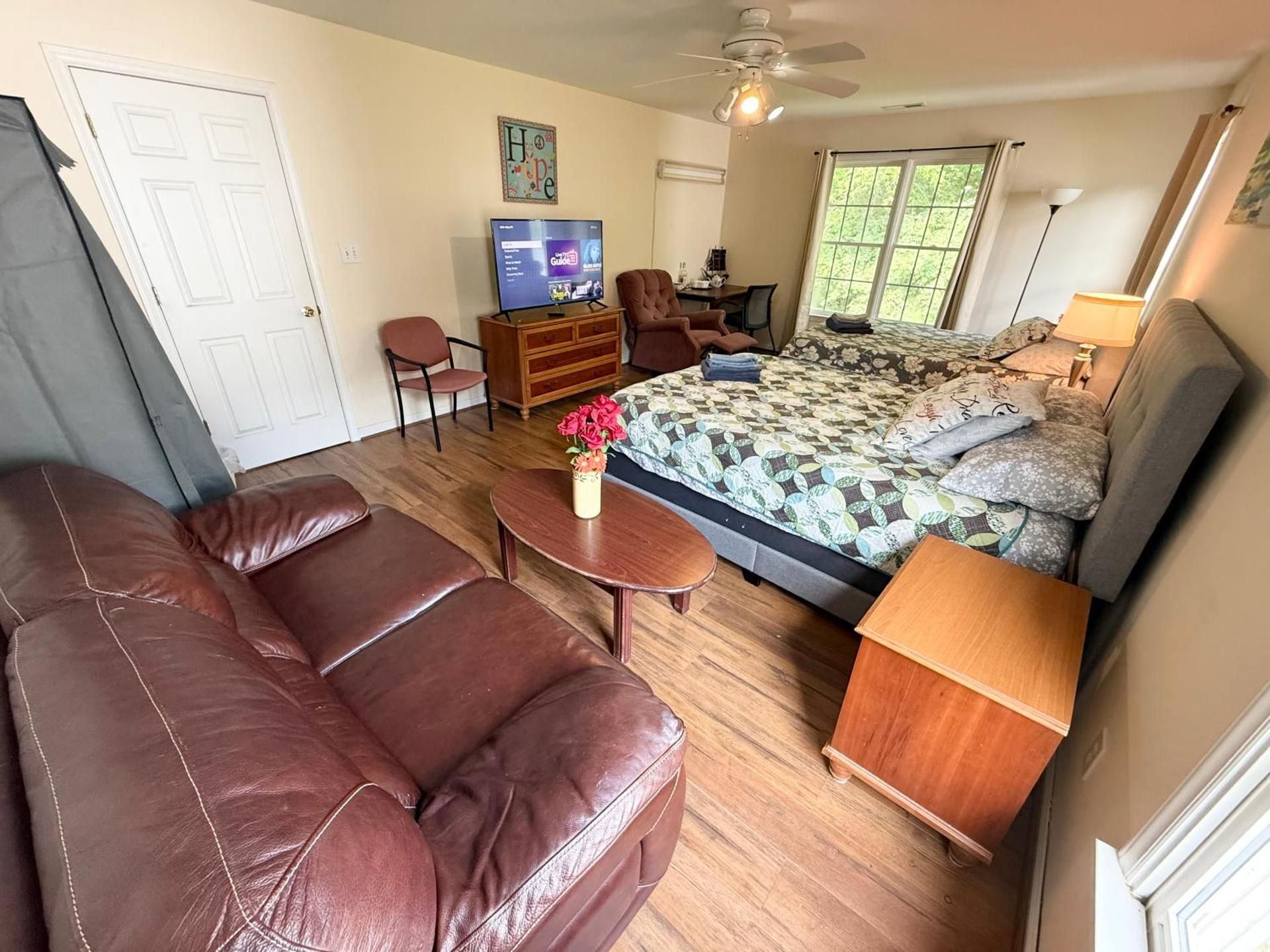Comfort Triple Room