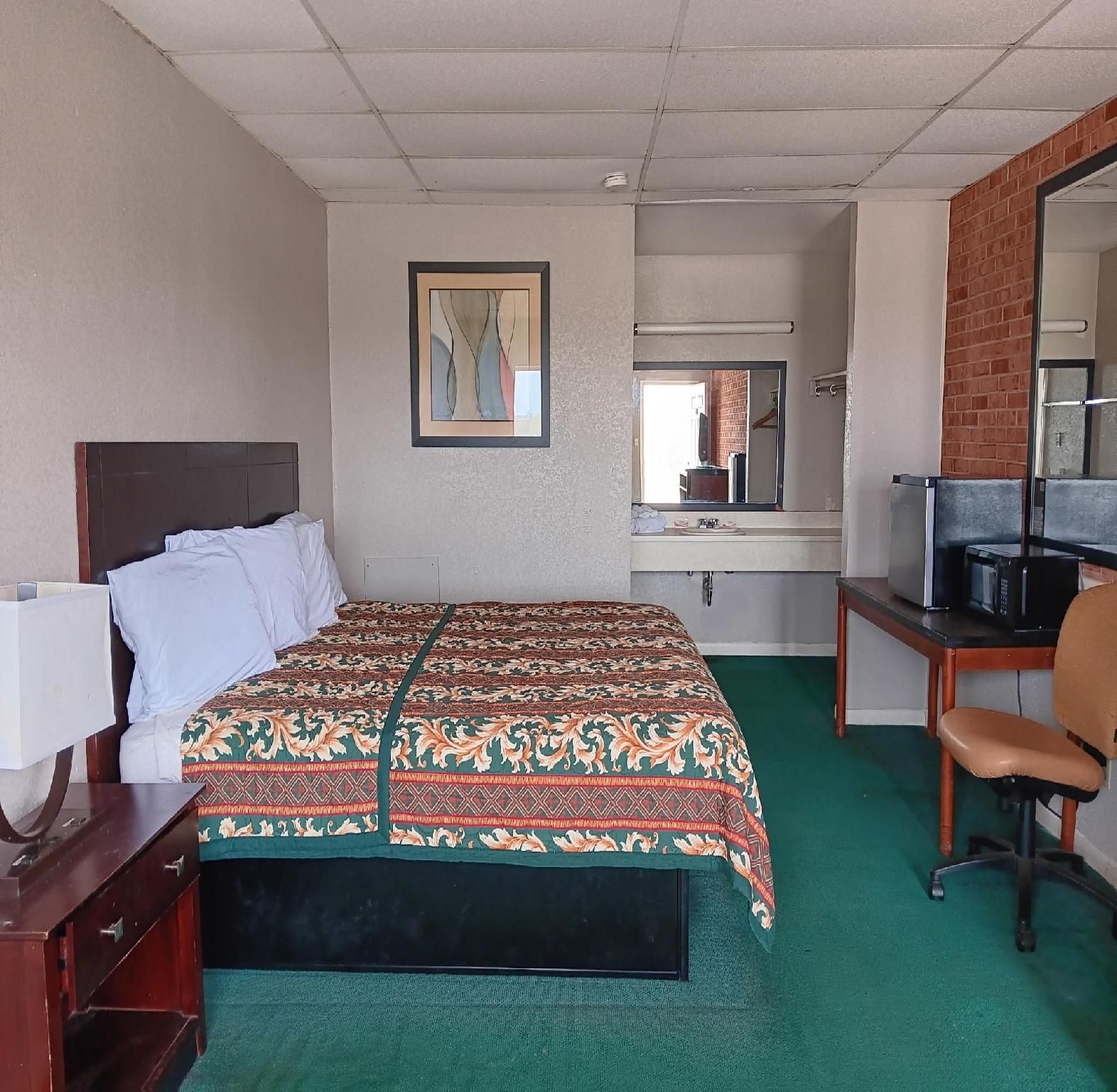 Executive King Room - Non-Smoking