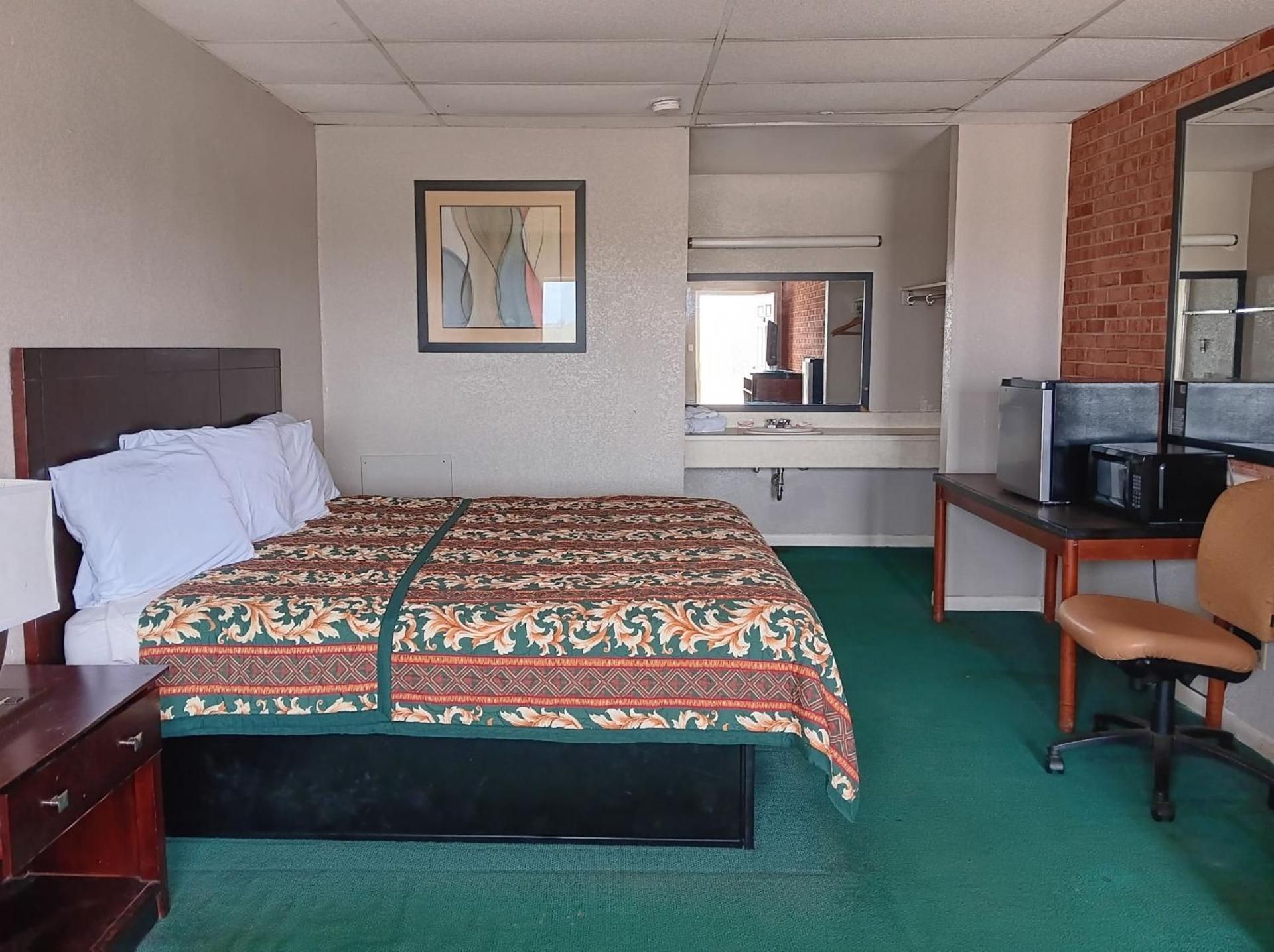 King Room - Non-Smoking