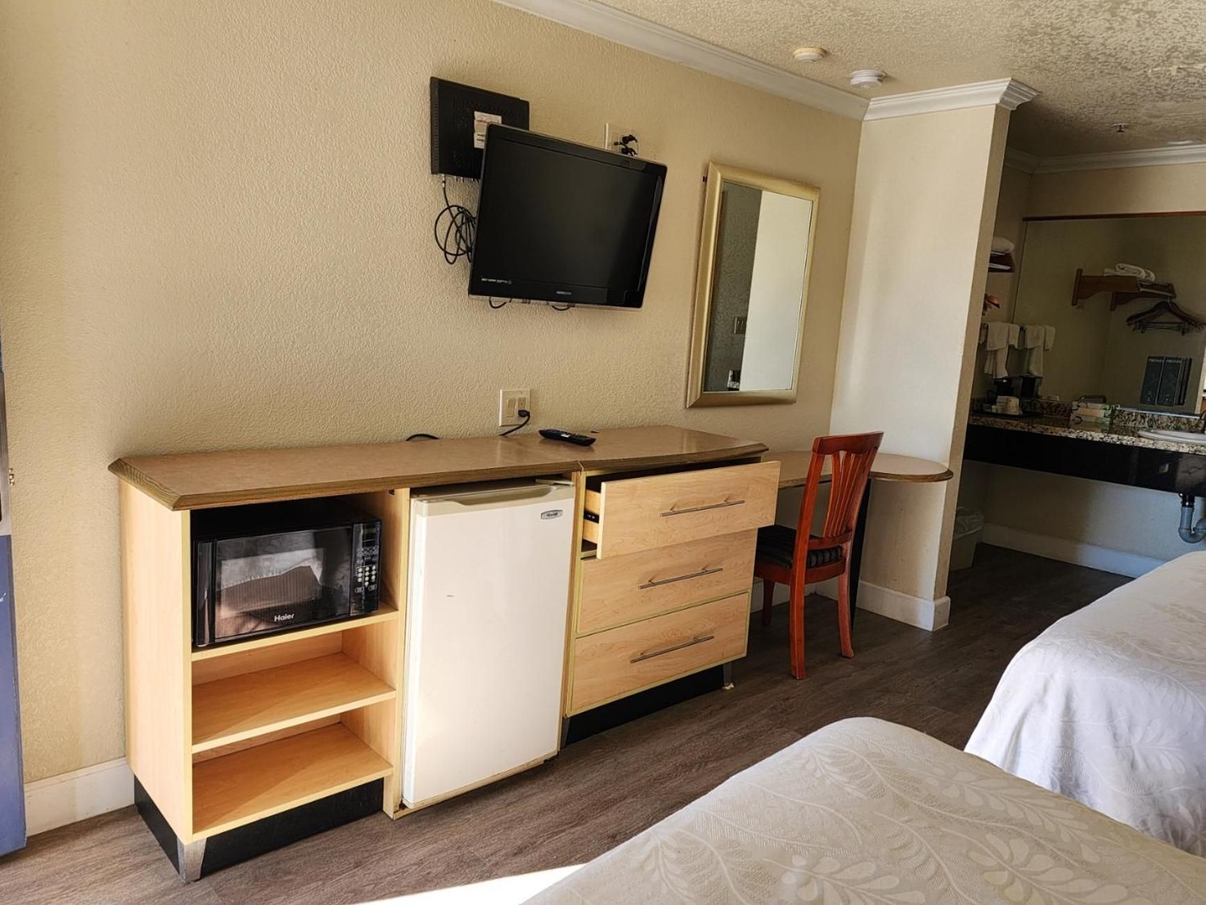 Economy Double Room