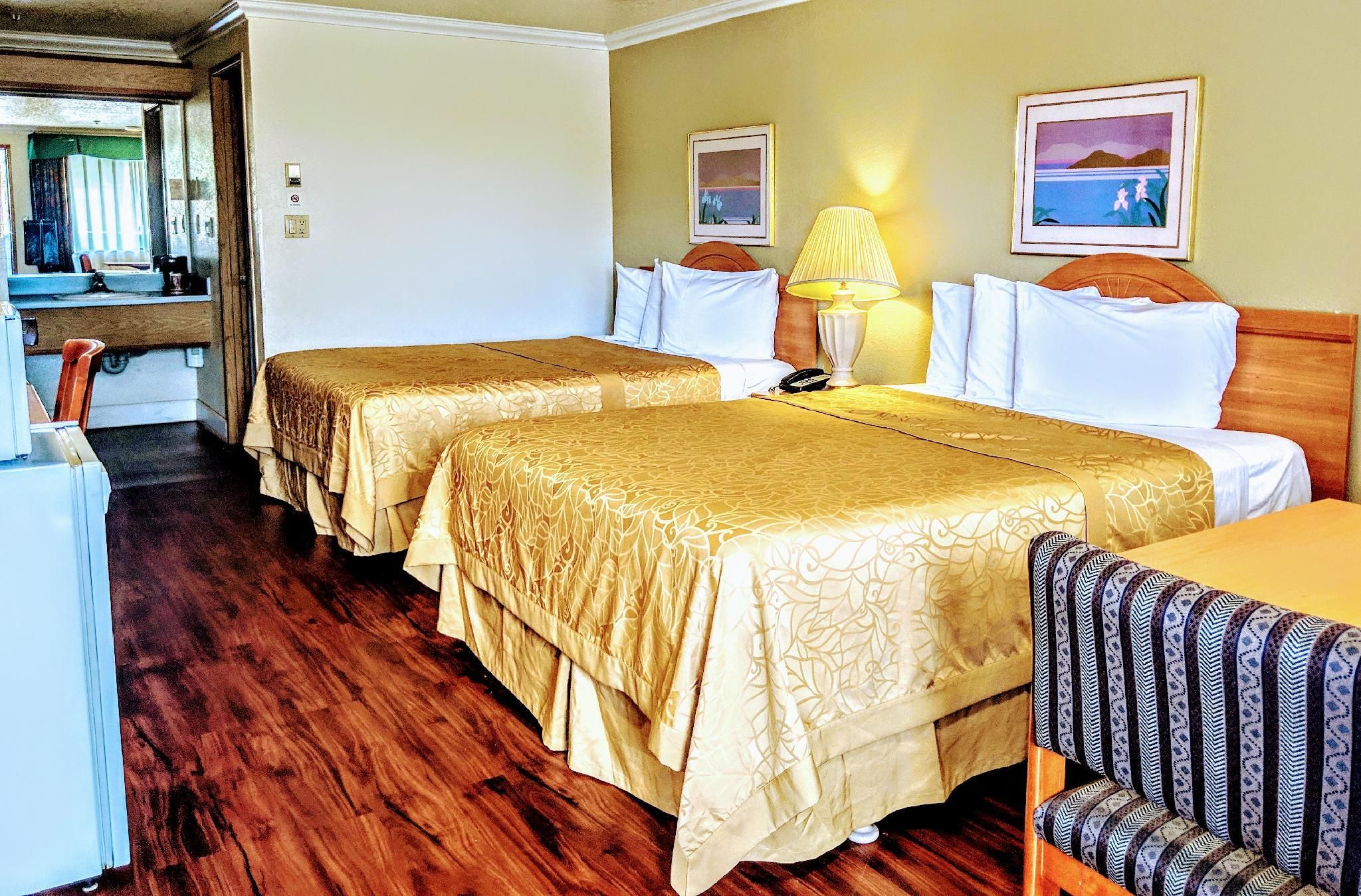 Two Queen Bed Non Smoking