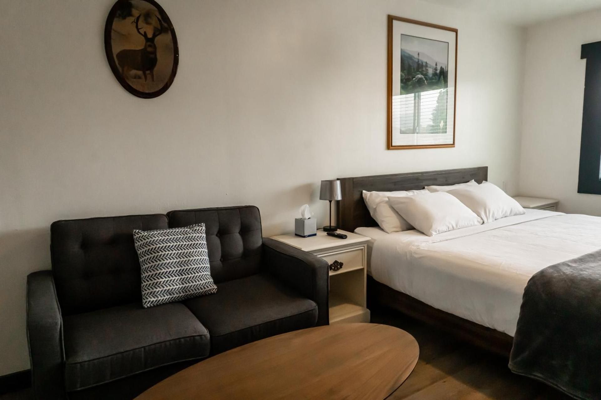 King Room with Mountain View