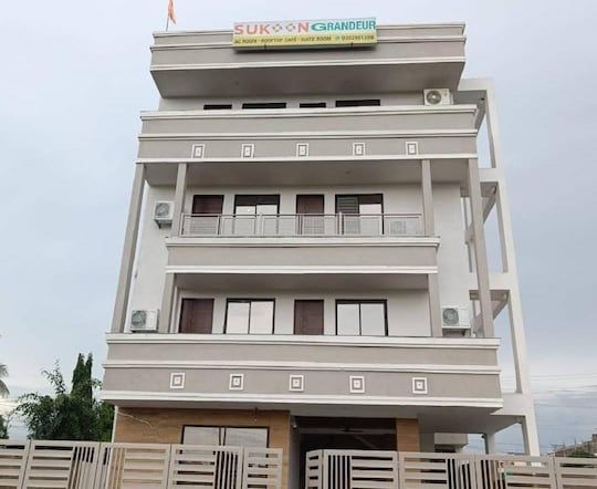 Hotel Sukoon Grandeur