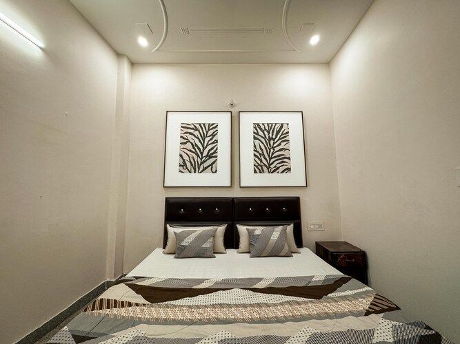 Kamala Seva Sadan Deluxe room 5