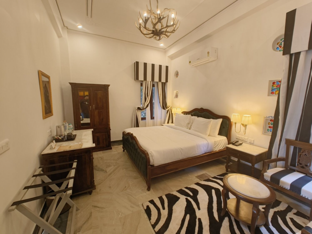 Kamal Mahal with Balcony