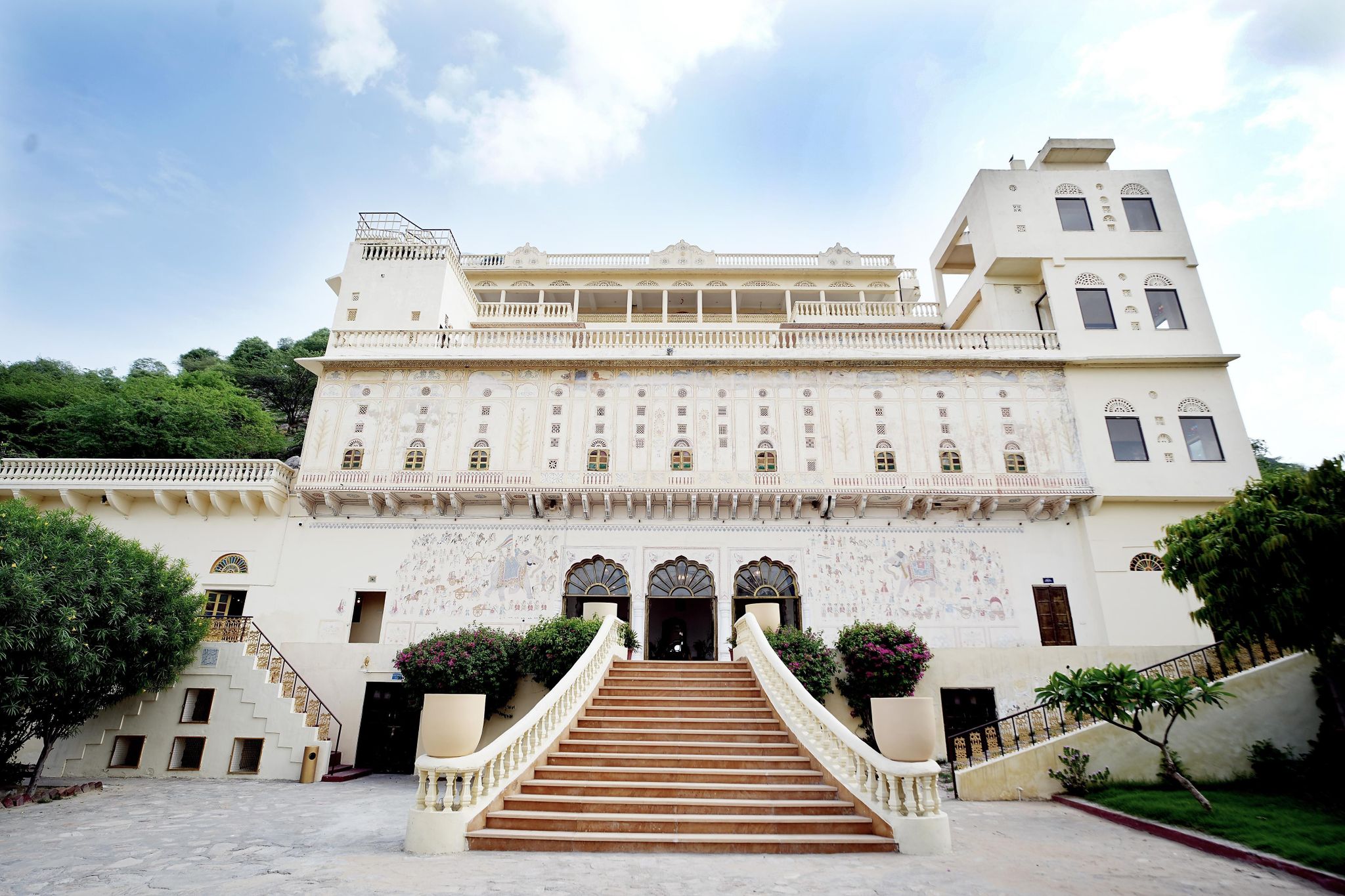 Medieval Forts & palaces