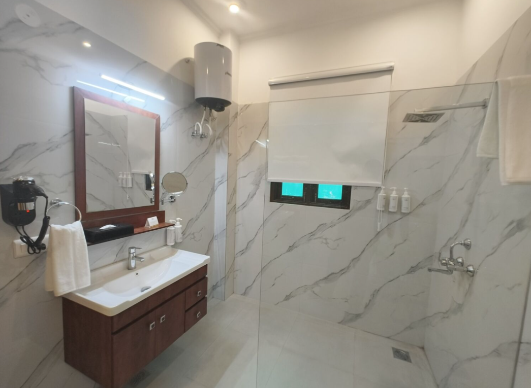 Kamal Mahal with Balcony