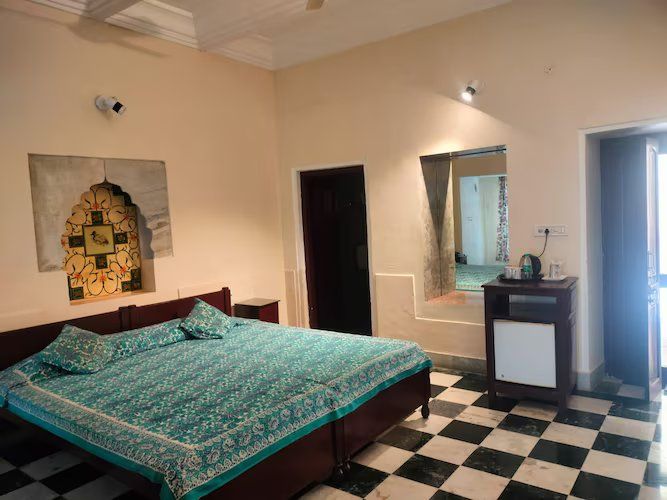 Deluxe Room with Fort View