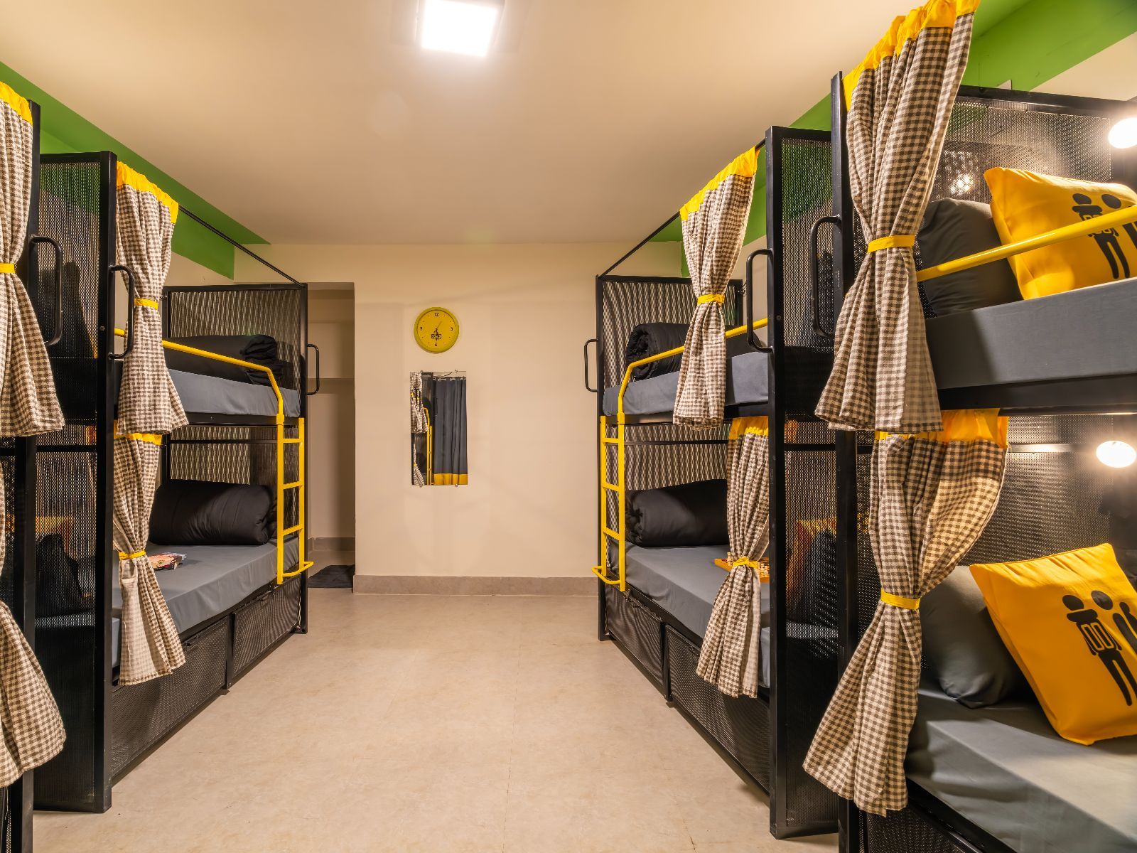 The Hosteller Rishikesh, Laxman Jhula